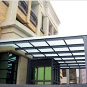 鋁窗、鐵窗、採光罩、自動捲門-惠鴻工程有限公司