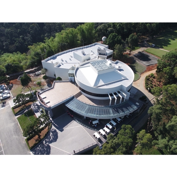 隔熱採光罩 隔熱採光罩