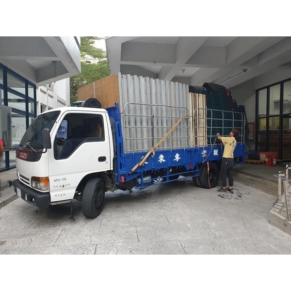 6.8噸大貨車搬運 6.8噸大貨車搬運