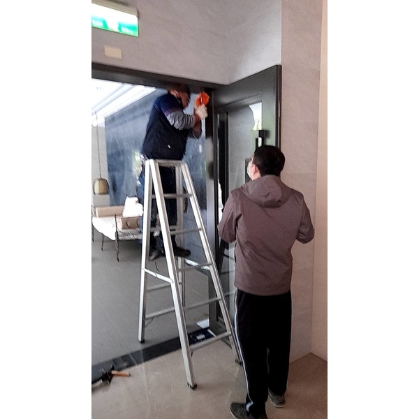 金屬（防火）門更新維修保養-真品商行