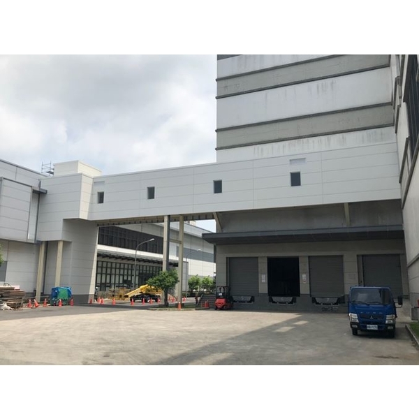 台灣美光台中二廠MTB跨TCP天橋工程-東台國際股份有限公司