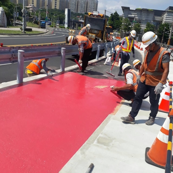 冷塑型彩色止滑道路塗料-腳踏車行人道-新晟化工原料企業有限公司