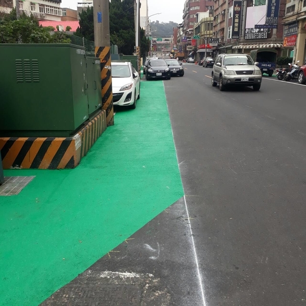人行道－冷塑型彩色止滑道路塗料-新晟化工原料企業有限公司