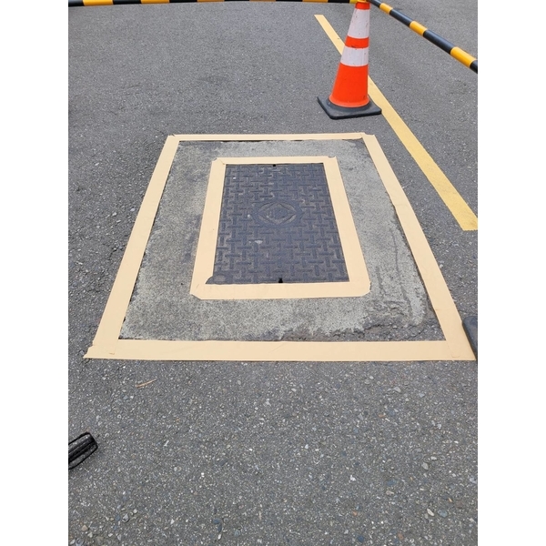 道路孔蓋止滑塗料施工-新晟化工原料企業有限公司