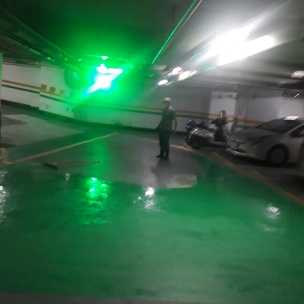 大樓地下室停車場 -彩色止滑道路施工塗料-新晟化工原料企業有限公司