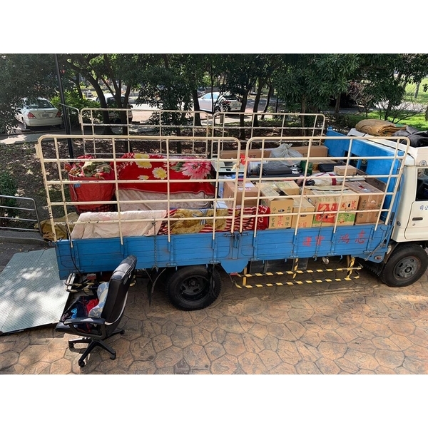 學校研究室搬遷 學校研究室搬遷