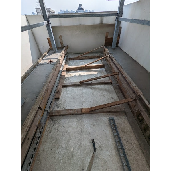 太陽能基座興建