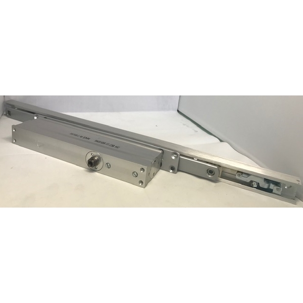 隱藏式門弓器