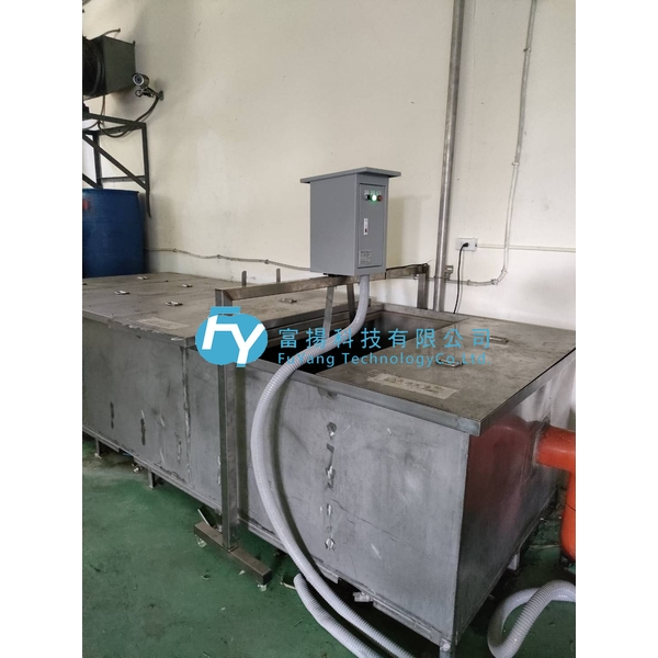國小餐廳廚房廢水油汙處理設備-刮油機-富揚科技有限公司