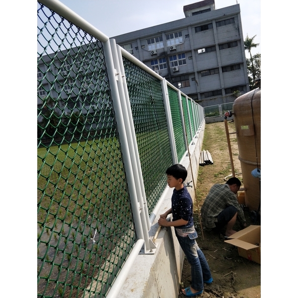 圍籬施作