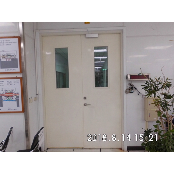 不鏽鋼門及防火門 不鏽鋼門及防火門
