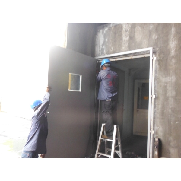 不鏽鋼門及防火門 不鏽鋼門及防火門