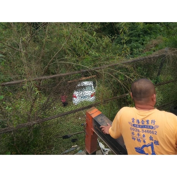 車禍現場吊車處理 車禍現場吊車處理