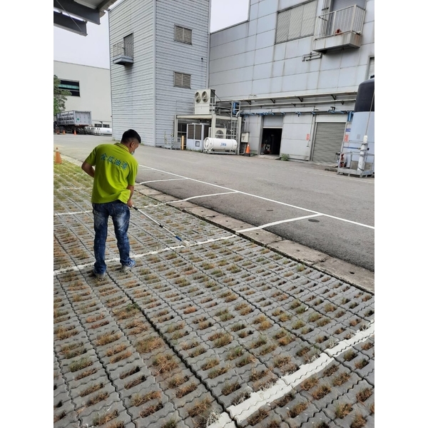 停車格劃線-全成油漆工程行