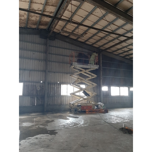鐵皮浪板鋼構噴漆-全成油漆工程行