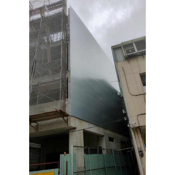 免拆模金屬外牆板