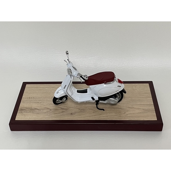 桌上型展示架；展示架；公仔展示架；多功能居家擺設；擺設展示架；飾品架；公仔架；模型架-棨專工業有限公司