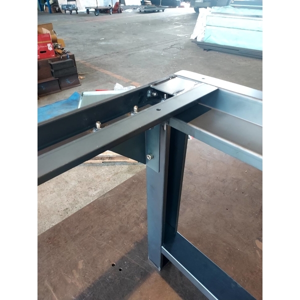 014B08 工作桌；工業風工作桌；客製化工作桌-棨專工業有限公司