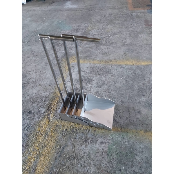 CI-0097 不銹鋼畚斗；畚斗；客製化鐵件-棨專工業有限公司