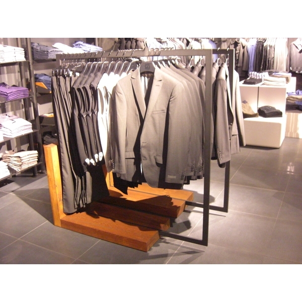 057A18 T型展示架；鐵件-棨專工業有限公司