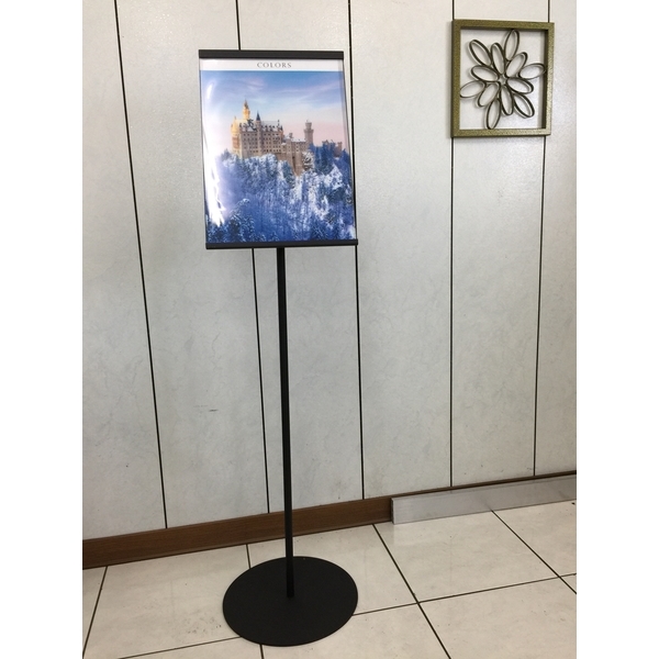 032A05 POP架；立式展示架；鐵件