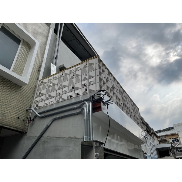台南黃建築師陽台藝術牆-瓦力砌磚工作坊