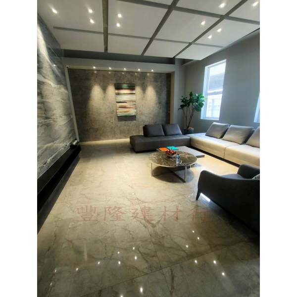 高雄展中-豐隆建材行