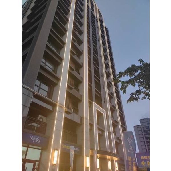 高樓外牆天際線高防水 高壽命燈光設計和施工-矽利康科技材料有限公司