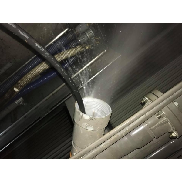 中型高壓水刀沖吸清溝車、水刀通水管、管內