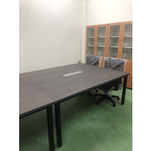 訂製會議桌-伸鋼辦公家具有限公司
