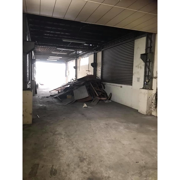 拆除破壞