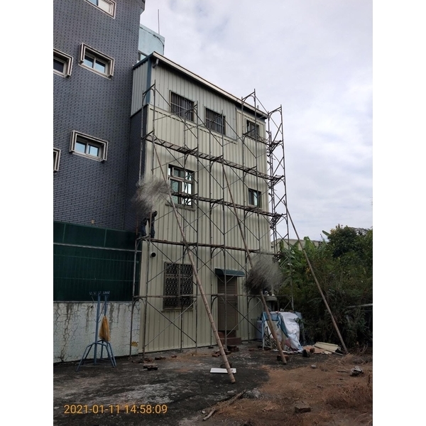 外牆穿鐵衣（五溝清板）-興旺威企業社