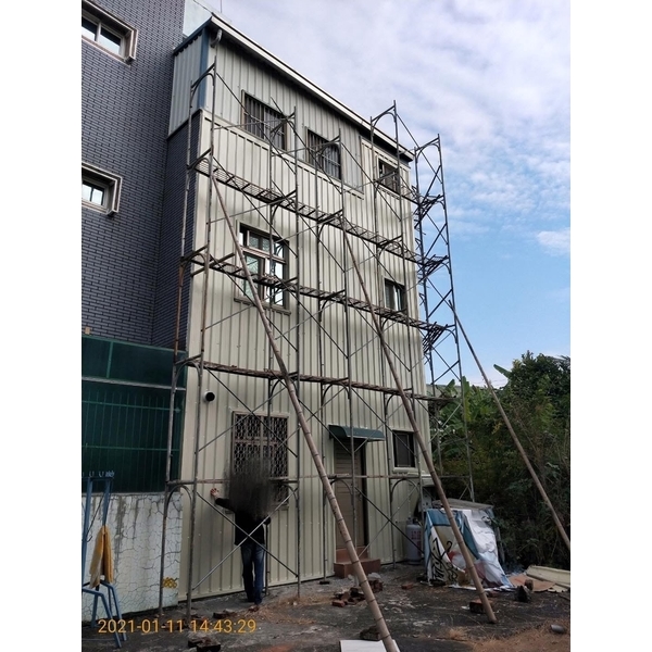 外牆穿鐵衣（五溝清板）-興旺威企業社