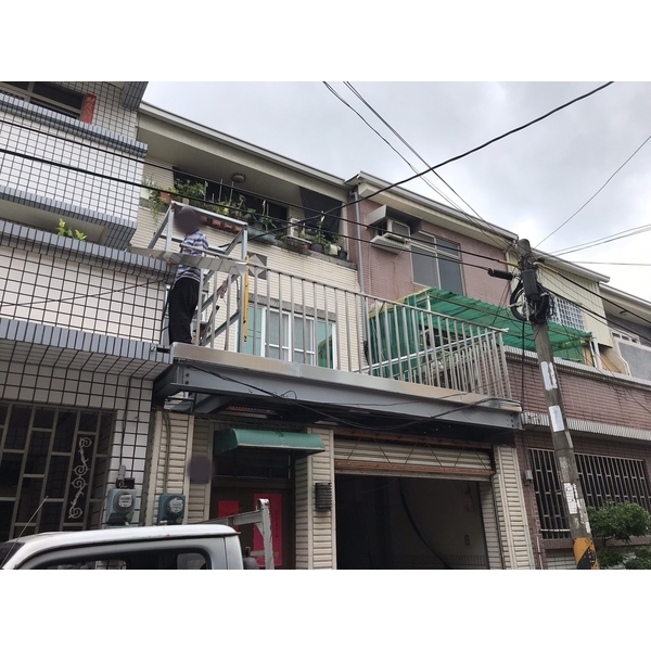 車庫鐵皮屋搭建、欄杆 車庫鐵皮屋搭建、欄杆