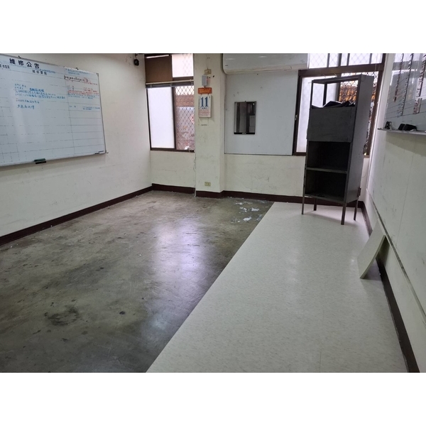 文康室塑膠地板舖設 文康室塑膠地板舖設