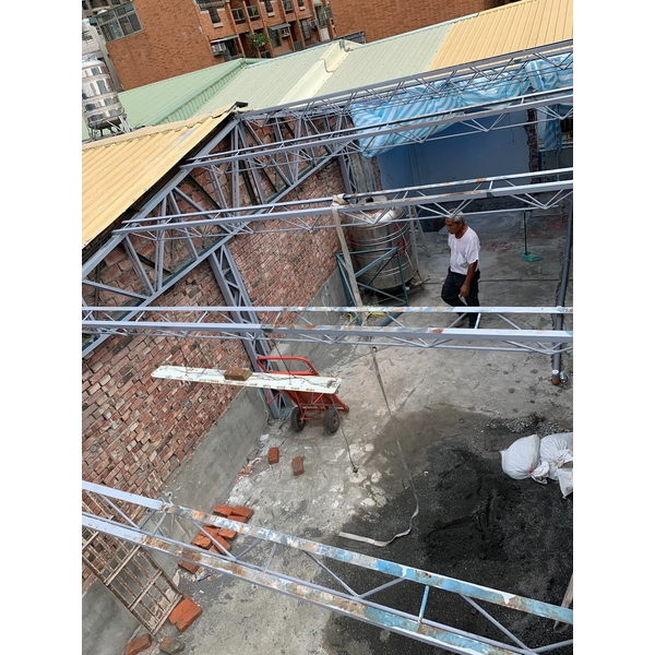 鐵皮屋興建-弓長工程行