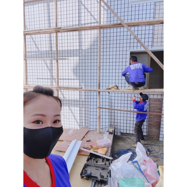 外牆穿鐵衣-弓長工程行