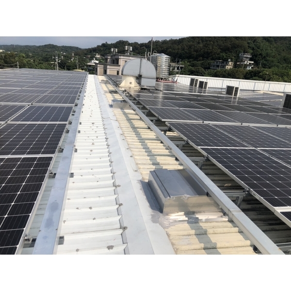 上市公司-亞崴機電新埔廠 太陽能動力型