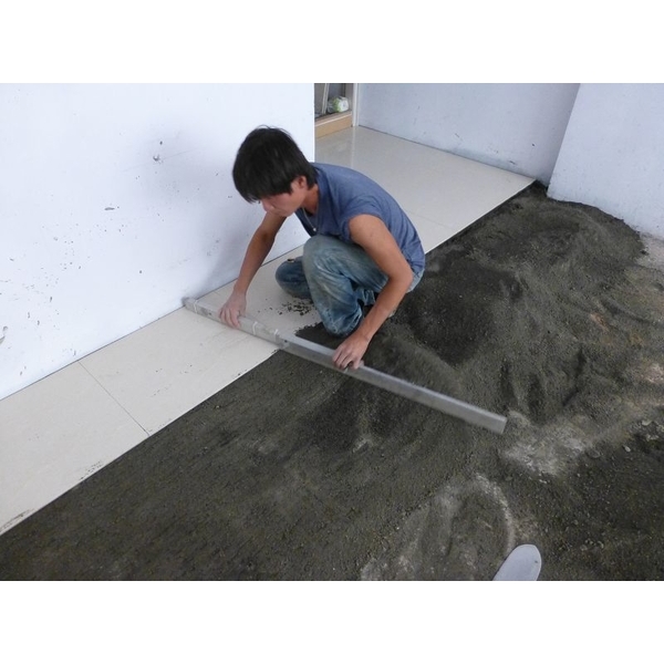 建築臨時工／舖貼地磚-德昌工程企業公司