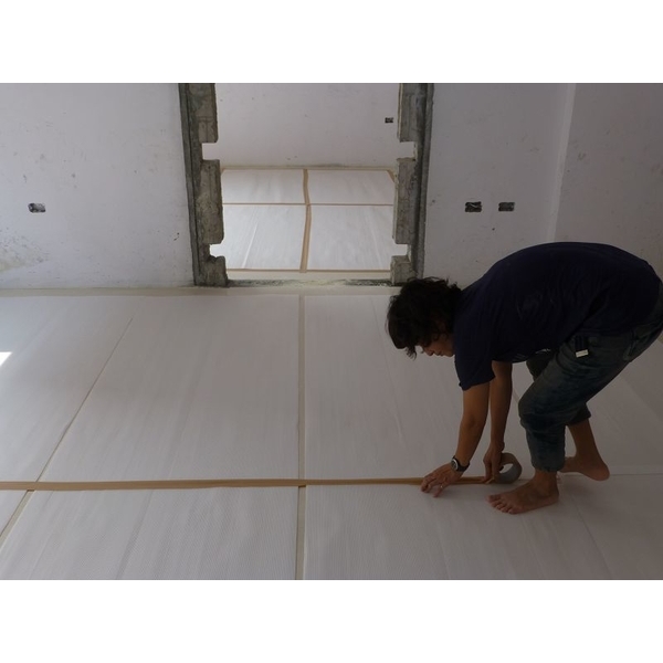 建築臨時工／舖貼地磚-德昌工程企業公司