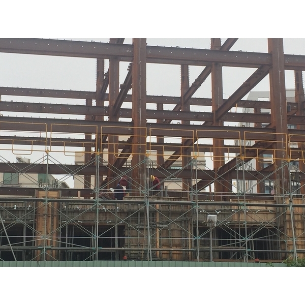 大樓粗工／建築工