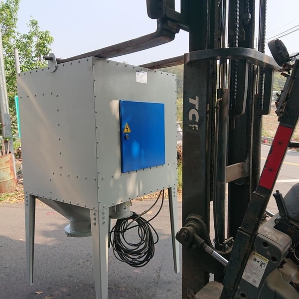 移動式集塵機 移動式集塵機