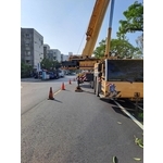 路邊吊掛作業