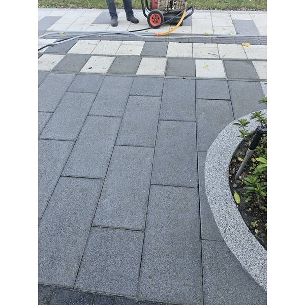 道路地磚清潔