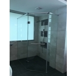 鐵件淋浴隔間