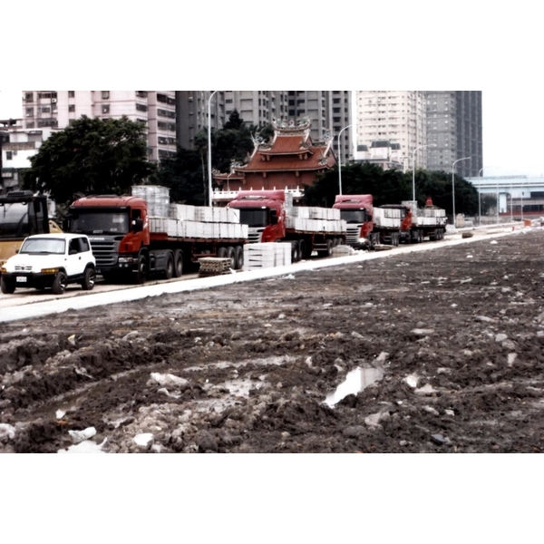 板橋江子翠   自辦重劃-承蓁工程行