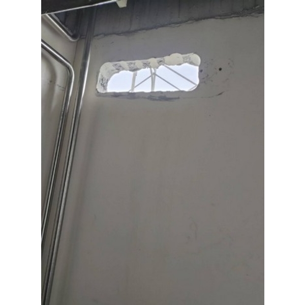 高雄燕巢區 空調開口