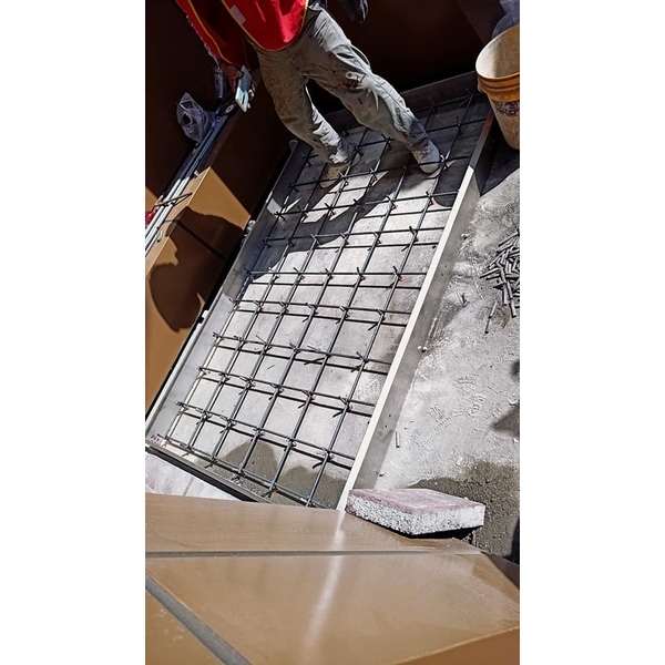 義大廣場 基礎座植筋 釘模 灌漿