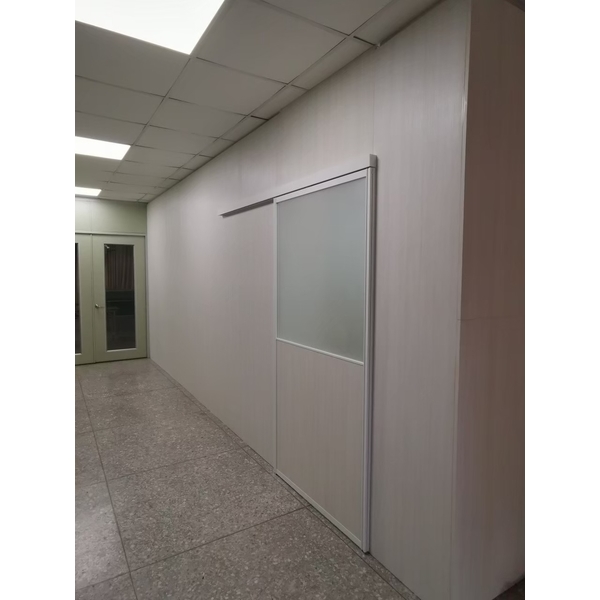 隔間拉門-樺岑室內裝修有限公司
