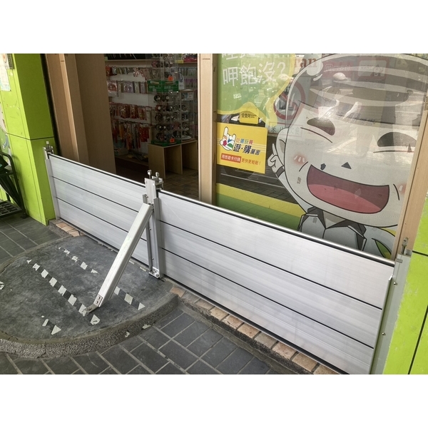 店面防水閘門 店面防水閘門